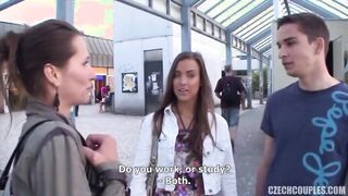 Amatőr zsenge pár pénzért kufircol