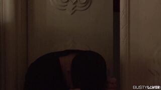 Kyra Hot a magyar pornós bekúrva