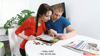Chelsy Sun a hapsija előtt reszel