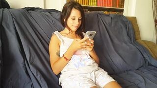 Amatőr anális sex egy latina fiatal csajjal