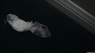 Bridgette B muffja hímtagot kapott
