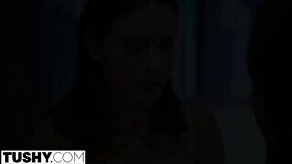 Lana Rhoades popóját egy néger pasas bassza