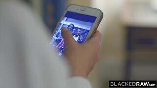BlackedRaw - Sydney Cole és a barna fasz