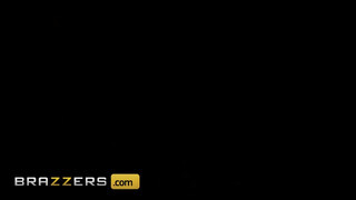 Brazzers - Cherie Deville tini pasassal dug