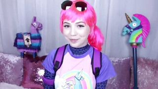 Fortnite cosplayes szuka cidázza a műfaszokat