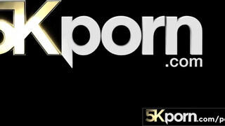5KPorn - Naomi Blue pinája megkúrva