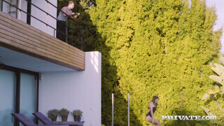 Private.com - Talia Mint a szomszéd pasassal kamatyol