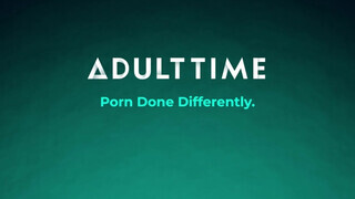 ADULT TIME - kopasz csoki pipi kinyalja a csaját