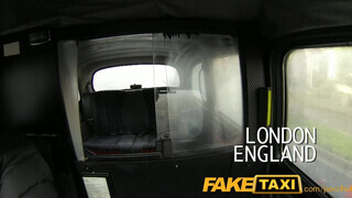 FakeTaxi - gigászi tőgyes debella maca a taxiban