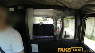 FakeTaxi - Rio Lee a óriási mellű csoki bige