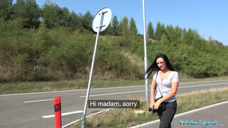 Gigantikus didkós tinédzser nőci pénzért kúrel - Public Agent