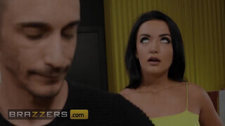 Brazzers - Zuzu Sweet-et análba keféli a Barista pasas