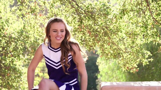 Jillian Janson a szexy kicsike sulis bige