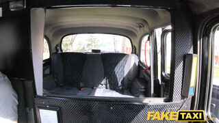Fake Taxi  - ez a pipi csak a kőkemény farkat kedveli