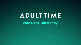 ADULT TIME - Daphne Klyde gondosan popóba rakva
