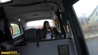 Fake Taxi - Little Eliss a gigantikus keblű zsenge