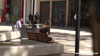 Larissa Laite a gigászi cickós latina milf