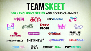 TeamSkeet - ez a kék hajú csajszi egyszerűen kedveli a pöcst