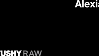 TUSHYRAW - Alexia szűk segglyukba megkettyintve