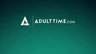 21 SEXTURY - Tiffany Rousso ánuszba dugva