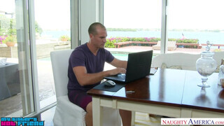 Michelle Martinez a cuki brazil tinédzser - Naughty America