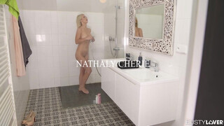 Nathaly Cherie cuncija és segge is megbaszva