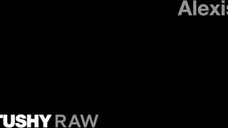 TUSHYRAW - Alexis Tae kettő kukit kap