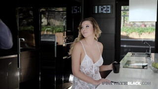 PrivateBlack - Anna Polina a gigászi mellű zsenge lány
