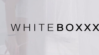 WhiteBoxxx - Tina Blade a kicsike tőgyes horvát gádzsi