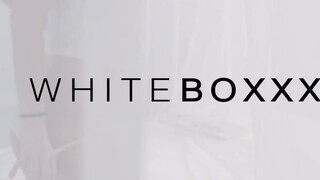 WhiteBoxxx - Darcia Lee a óriási csöcsű magyar kisebbségi nőci