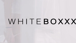 WHITEBOXXX - Francys Belle a termetes cickós bige