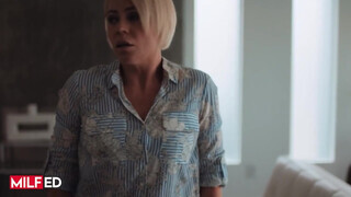 Milfed - Helena Locke a vonzó nevelő anya